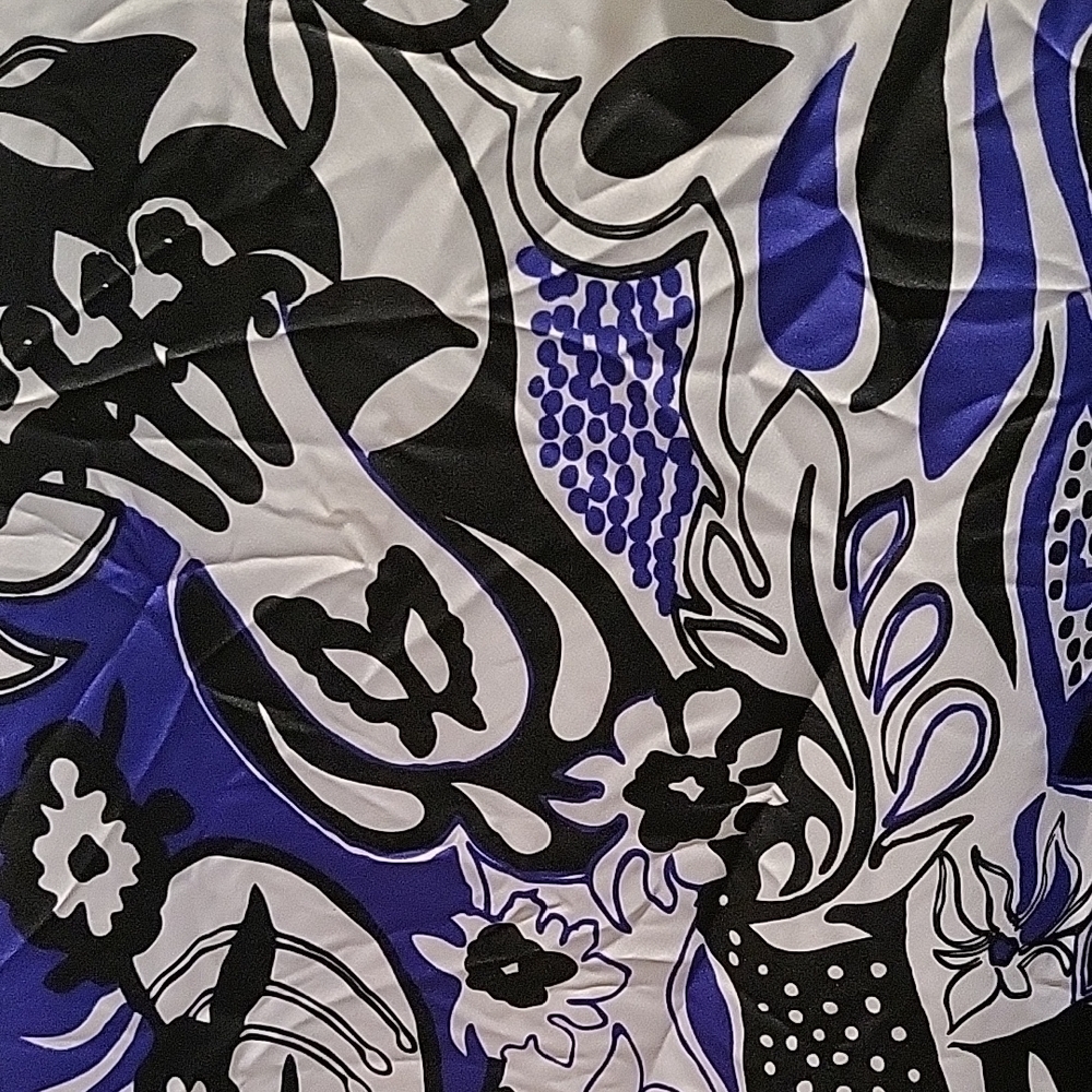 Mixit Black and Purple Abstract Top - Picture 4 of 4